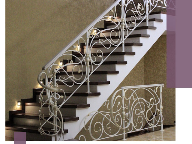 Кованые лестницы под ключ в Каменке — изготовление и монтаж