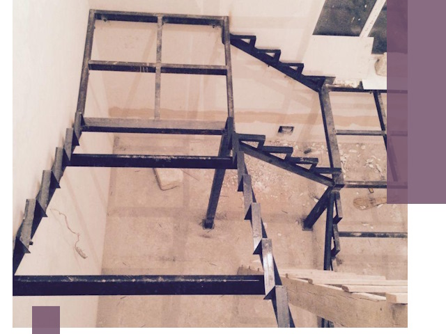 Монтаж лестниц на металлокаркасе в Каменке быстро и качественно