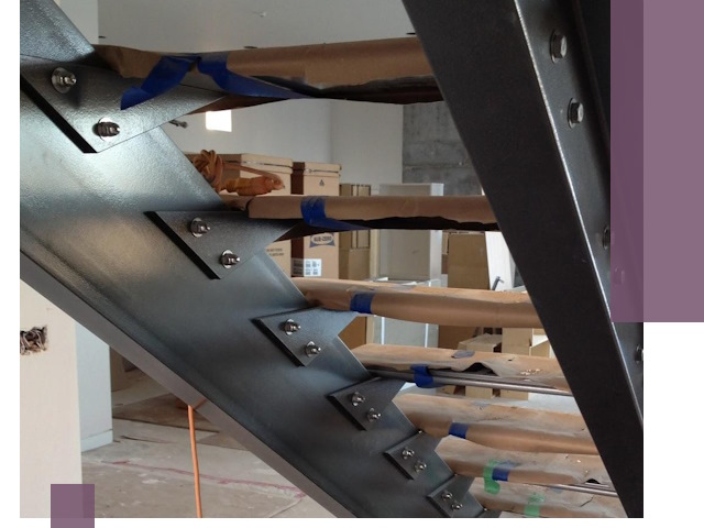 Усиление лестничных конструкций и усиление опор в Каменке