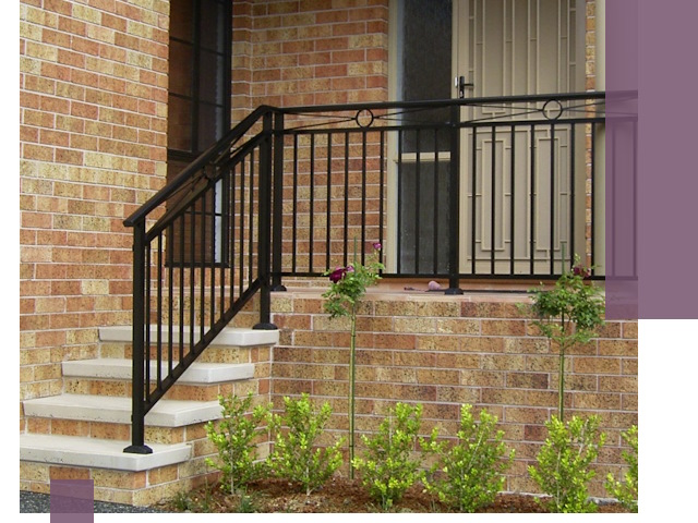 Уличные перила из металла под ключ в Каменке