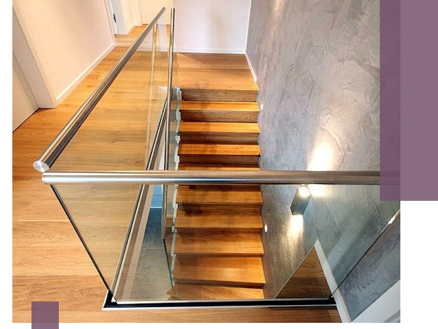 Перила для лестницы в доме — изготовление и монтаж в Каменке
