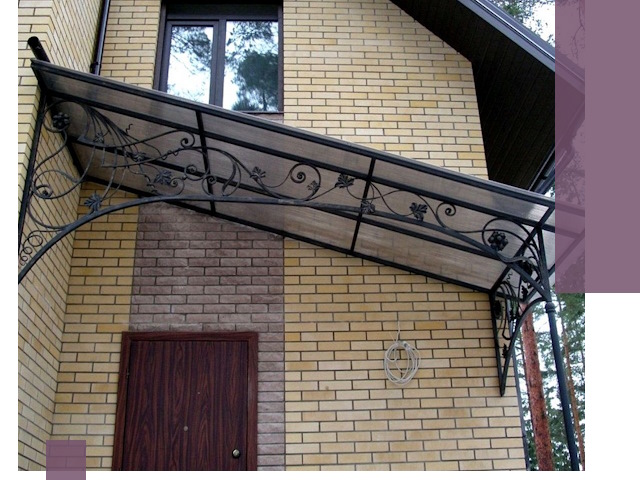 Односкатные козырьки из металла под ключ в Каменке