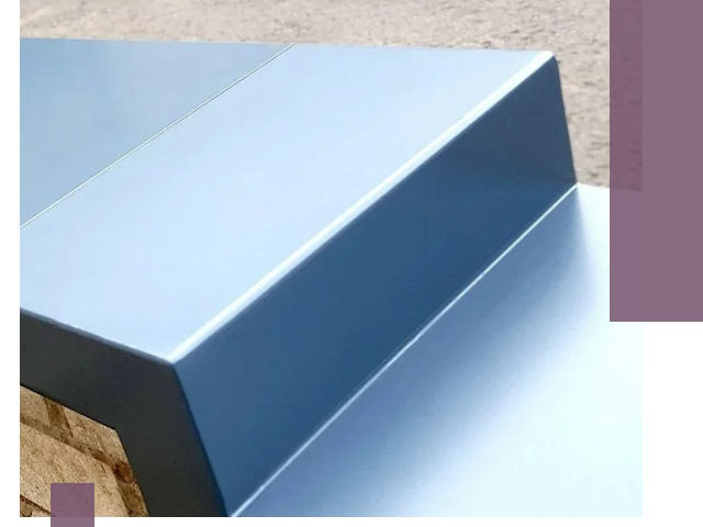 Крышки на парапет в Каменке: изготовление и монтаж под ключ