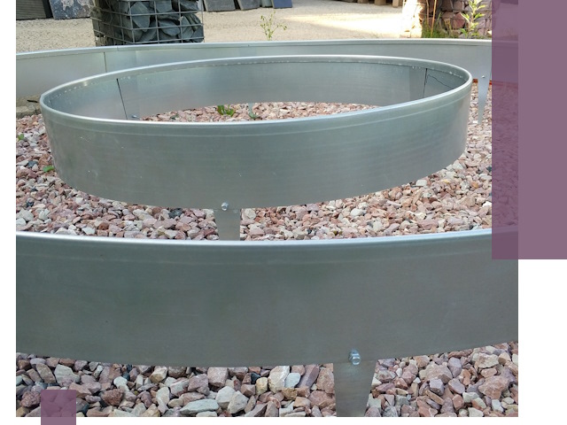 Нержавеющие бордюры под ключ в Каменке — изготовление и монтаж